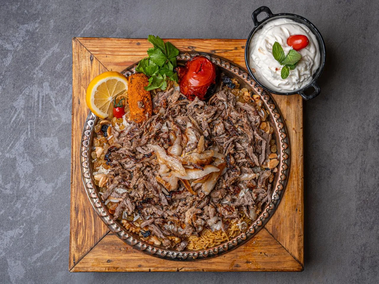 شاورما اللحم على الرز