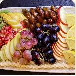 طبق فواكه وسط